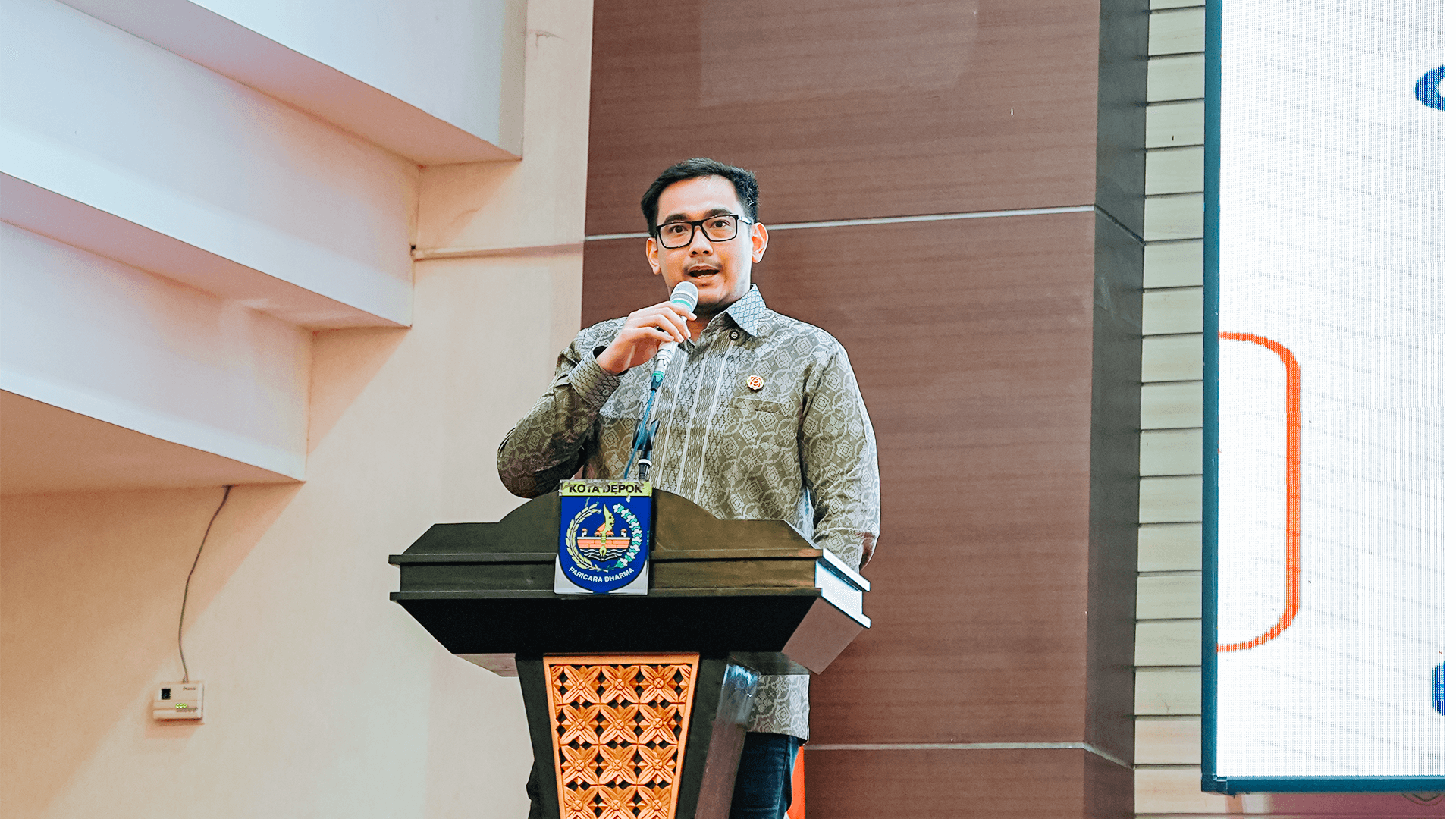 pak tiarr